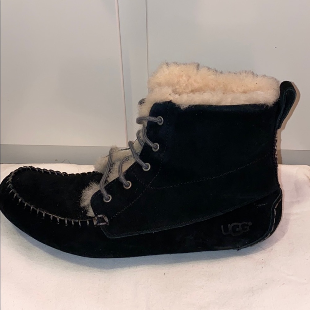 Ugg Black Rare Fur Mocassin